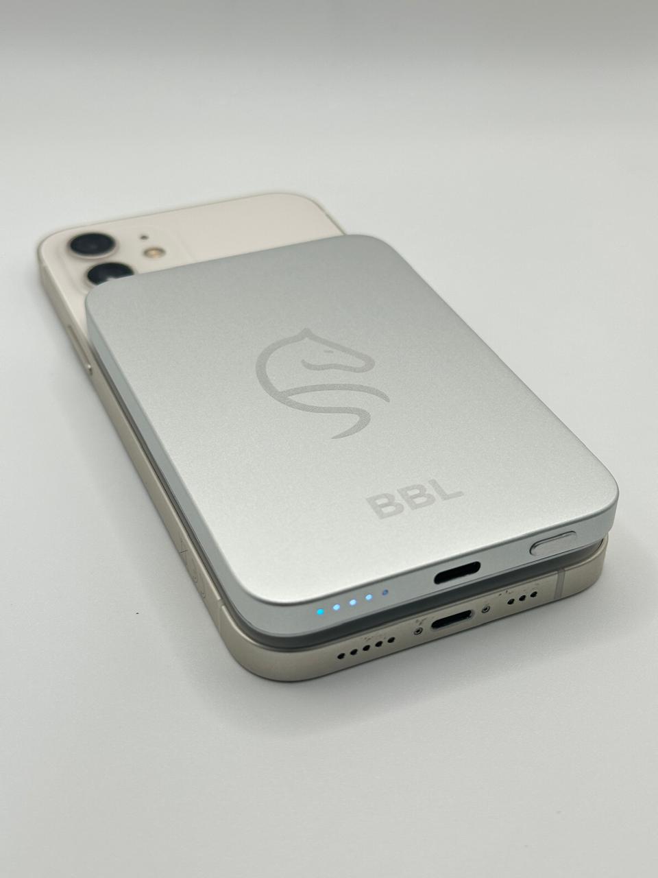 5,000mAh Wireless Fast Charging Power Bank – Ultra-Compact, Dual USB + Qi Wireless